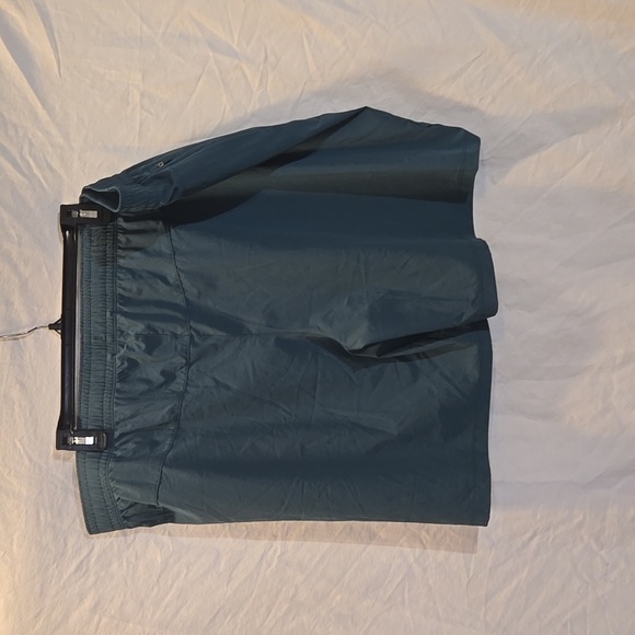 All In Motion Teal Blue Lightweight Athletic Stretch Woven Shorts NWT Size XXL - Picture 3 of 5